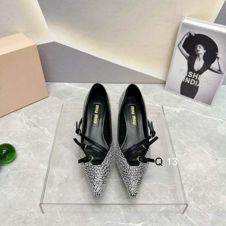 Picture of Miumiu Shoes _SKUMiuMiusz35-40518009.5CM2CYM1002